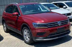 Volkswagen Tiguan 2.0T S FWD 2017 Red