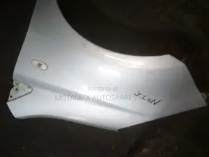 Nissan Note E12 Wing