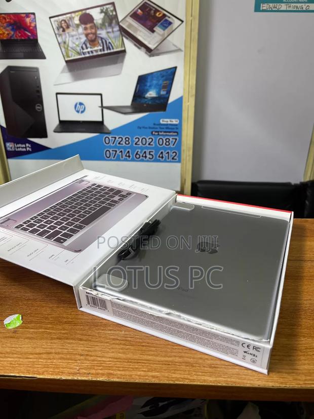 Apple iPad Pro 10.5 (2017) 256 GB Silver - thumbnail 4