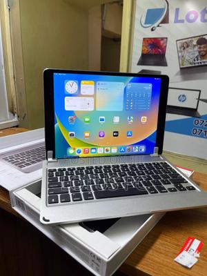 Apple iPad Pro 10.5 (2017) 256 GB Silver - thumbnail 2