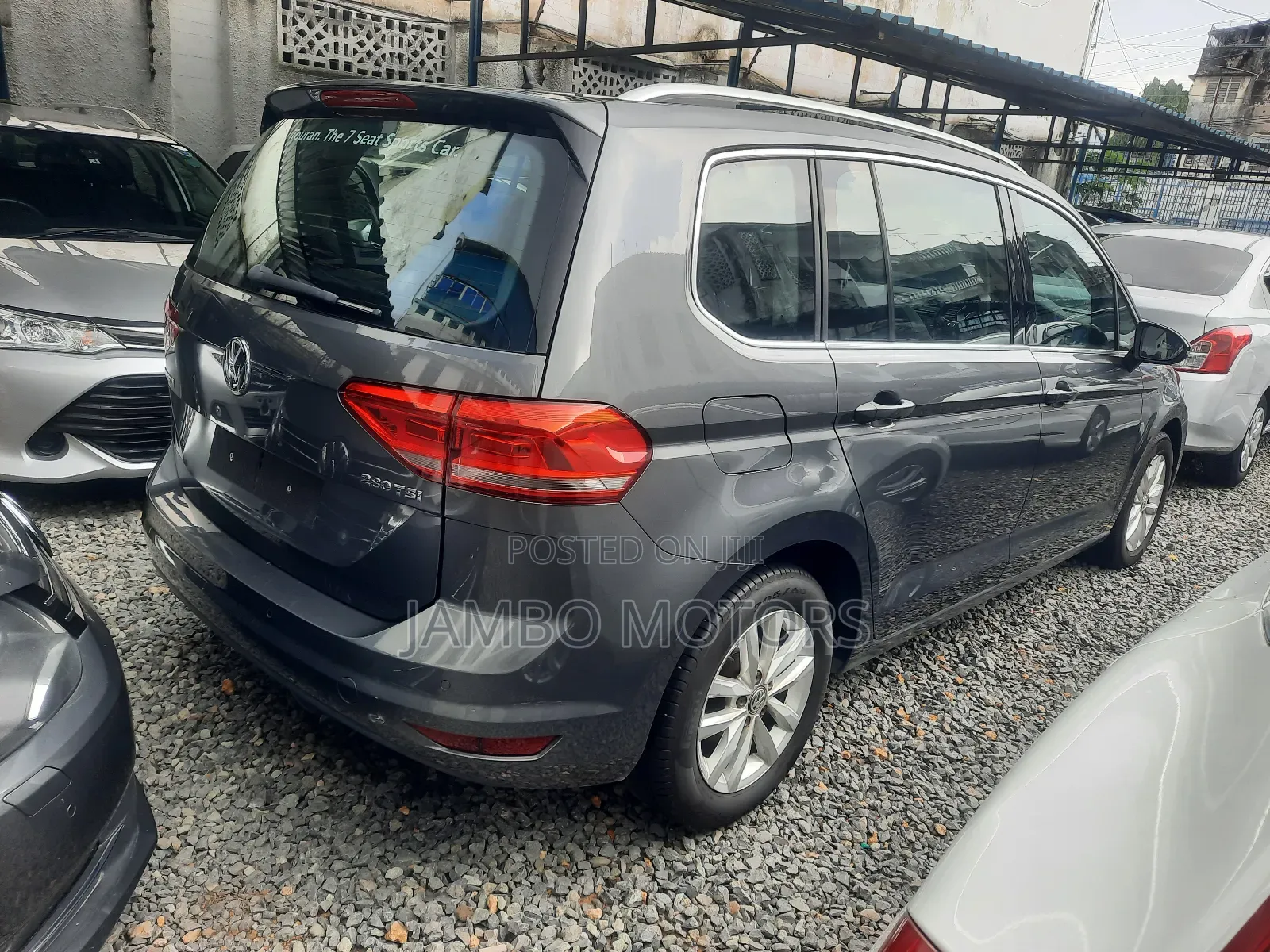 Volkswagen Touran 2018 Gray