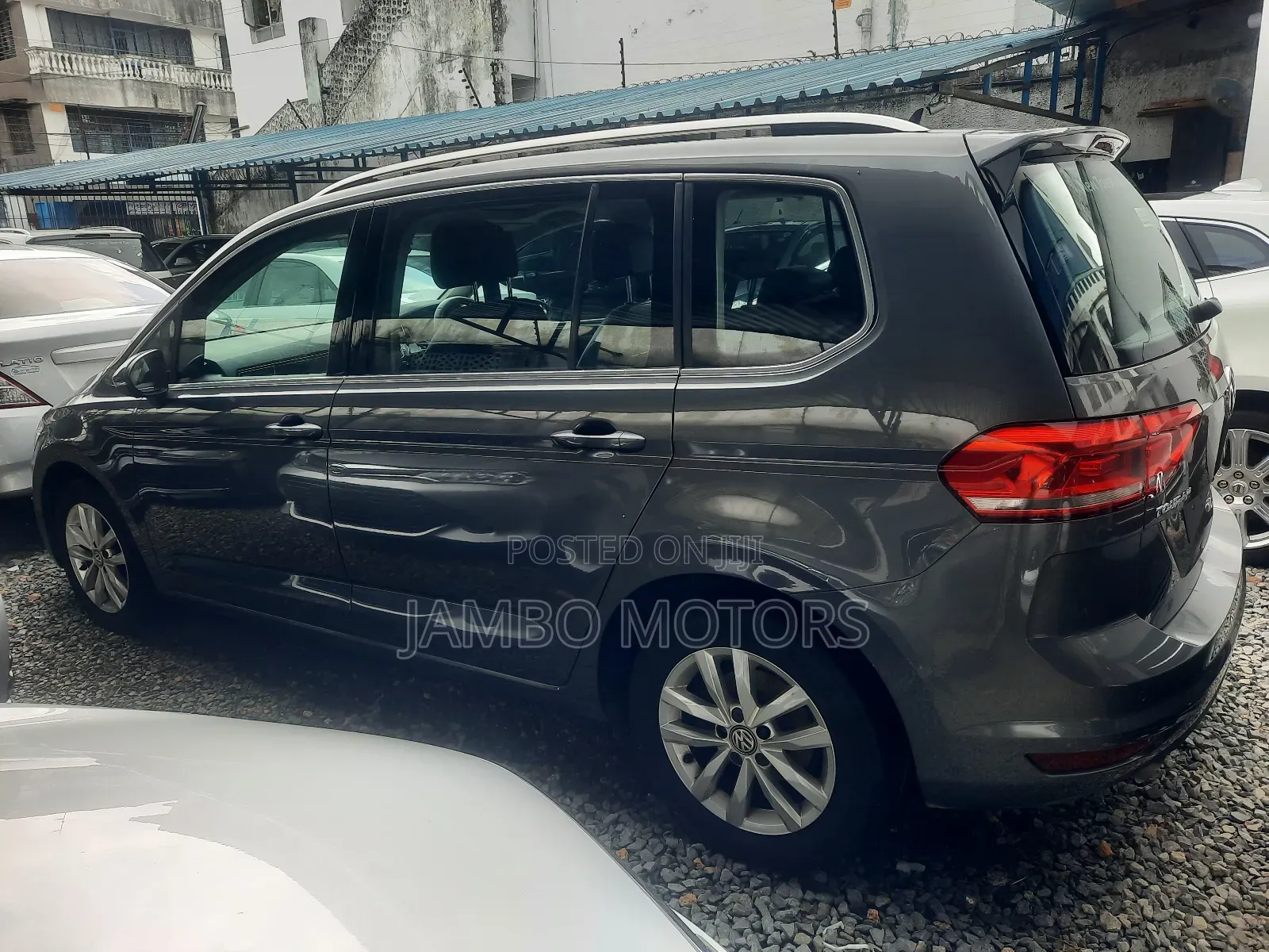 Volkswagen Touran 2018 Gray