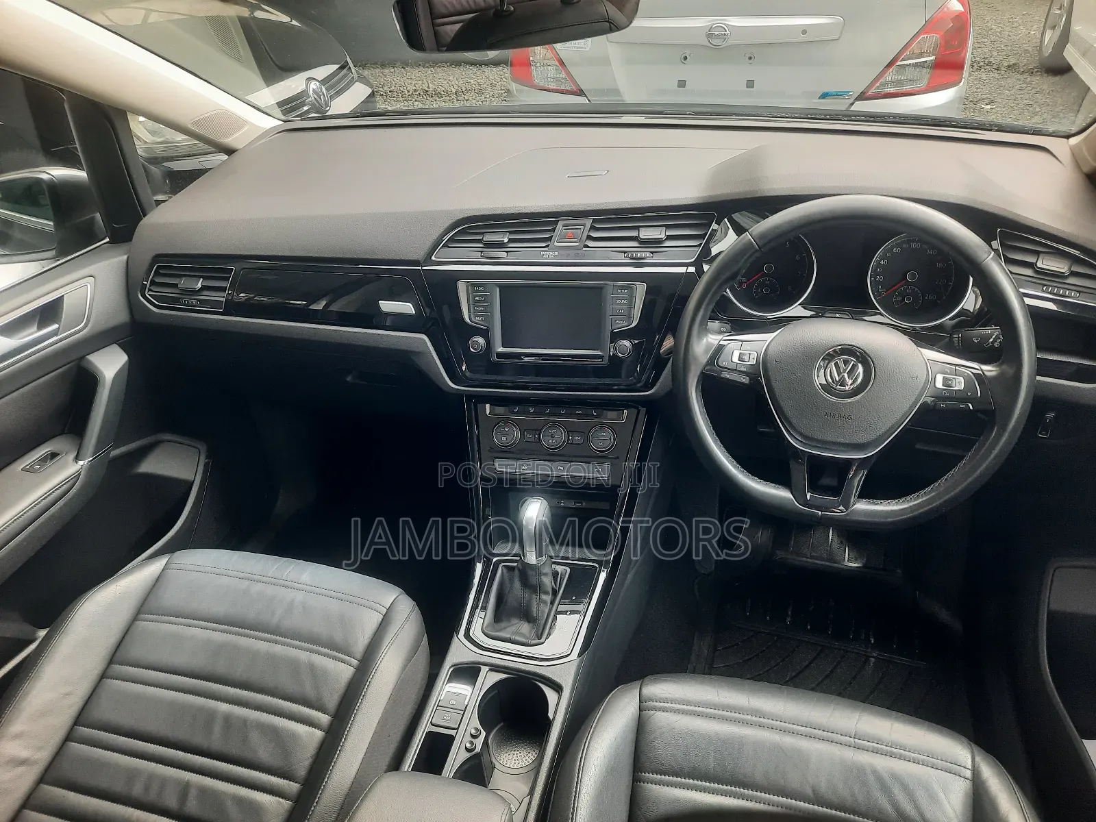 Volkswagen Touran 2018 Gray