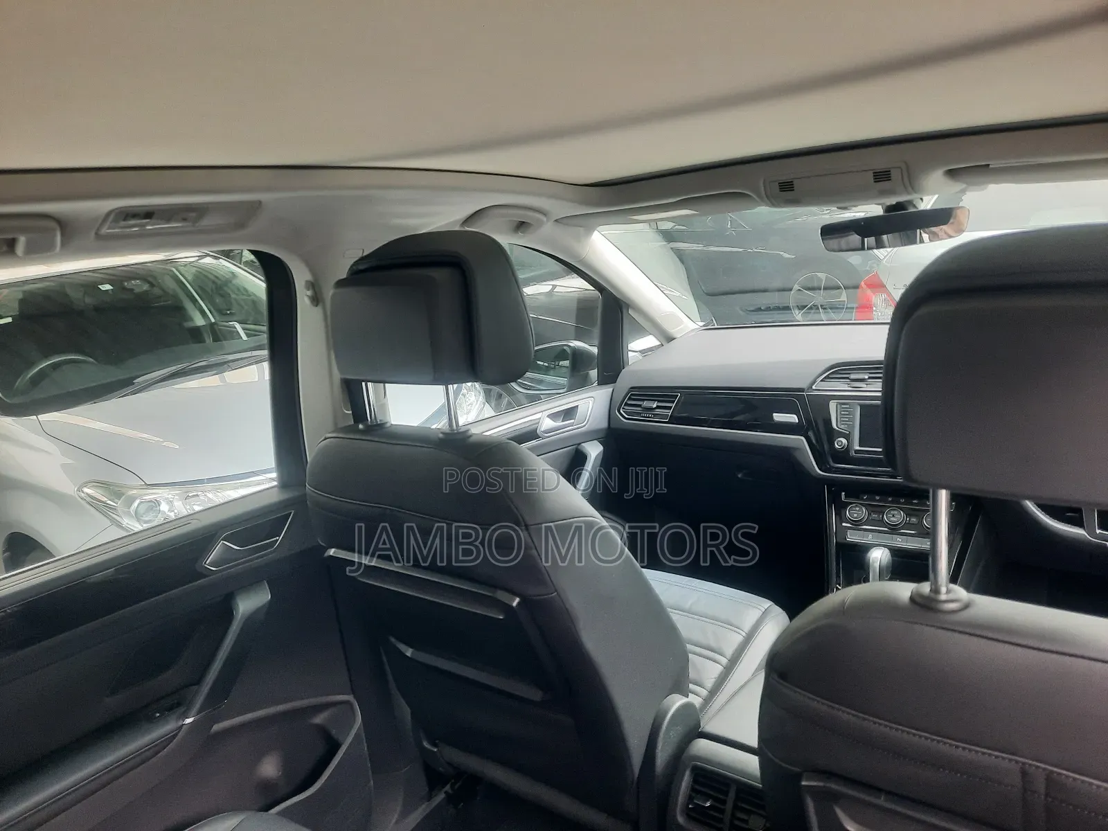 Volkswagen Touran 2018 Gray