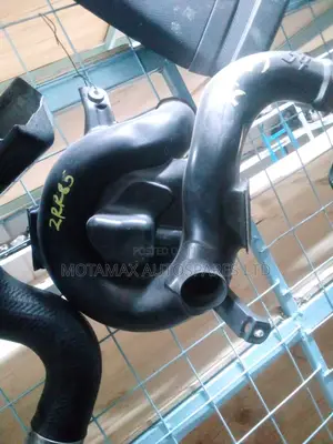 Toyota Noah/Voxy 4WD ZRR85 Air Cleaner Duct Pipe