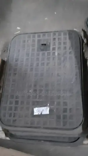 50kgman Hole Cover 600by450.