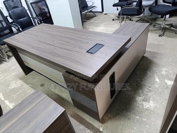 Executive Office Table - thumbnail 2
