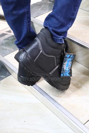 Vaultex Lite Safety Shoes - thumbnail 2