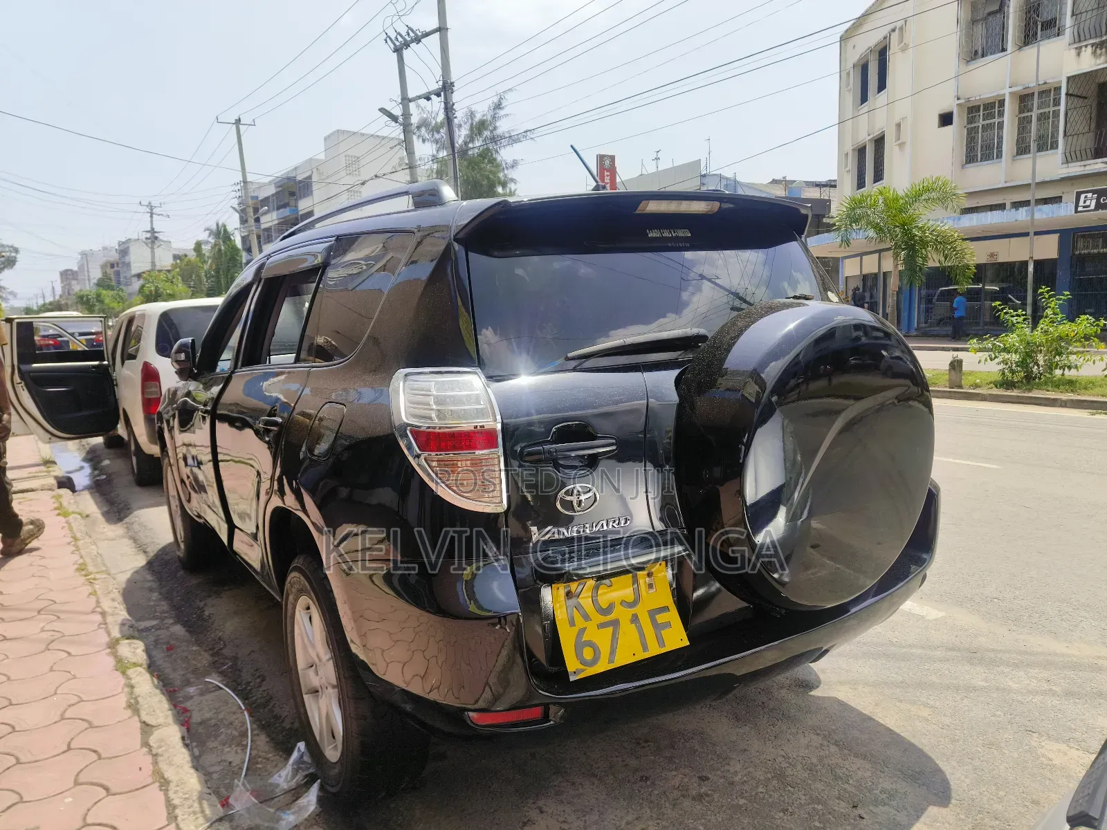 Toyota Vanguard 2012 Black