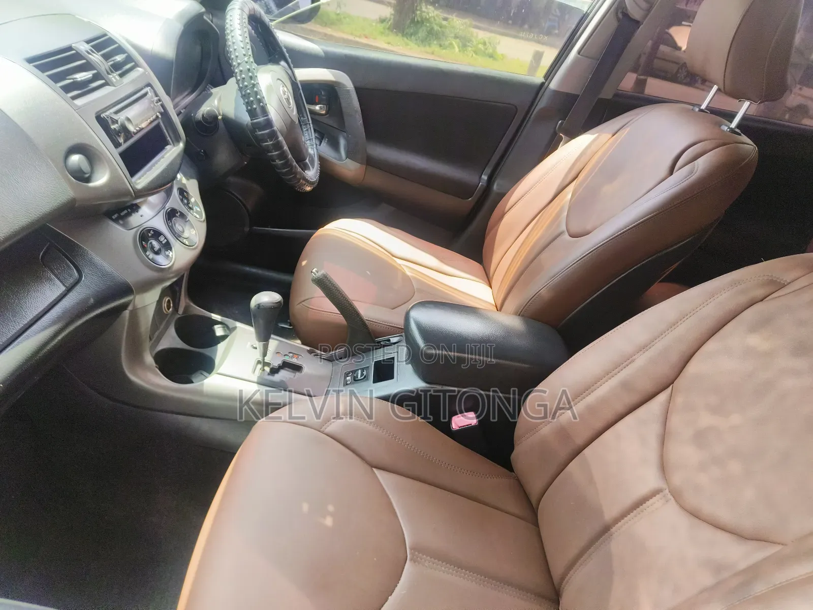 Toyota Vanguard 2012 Black