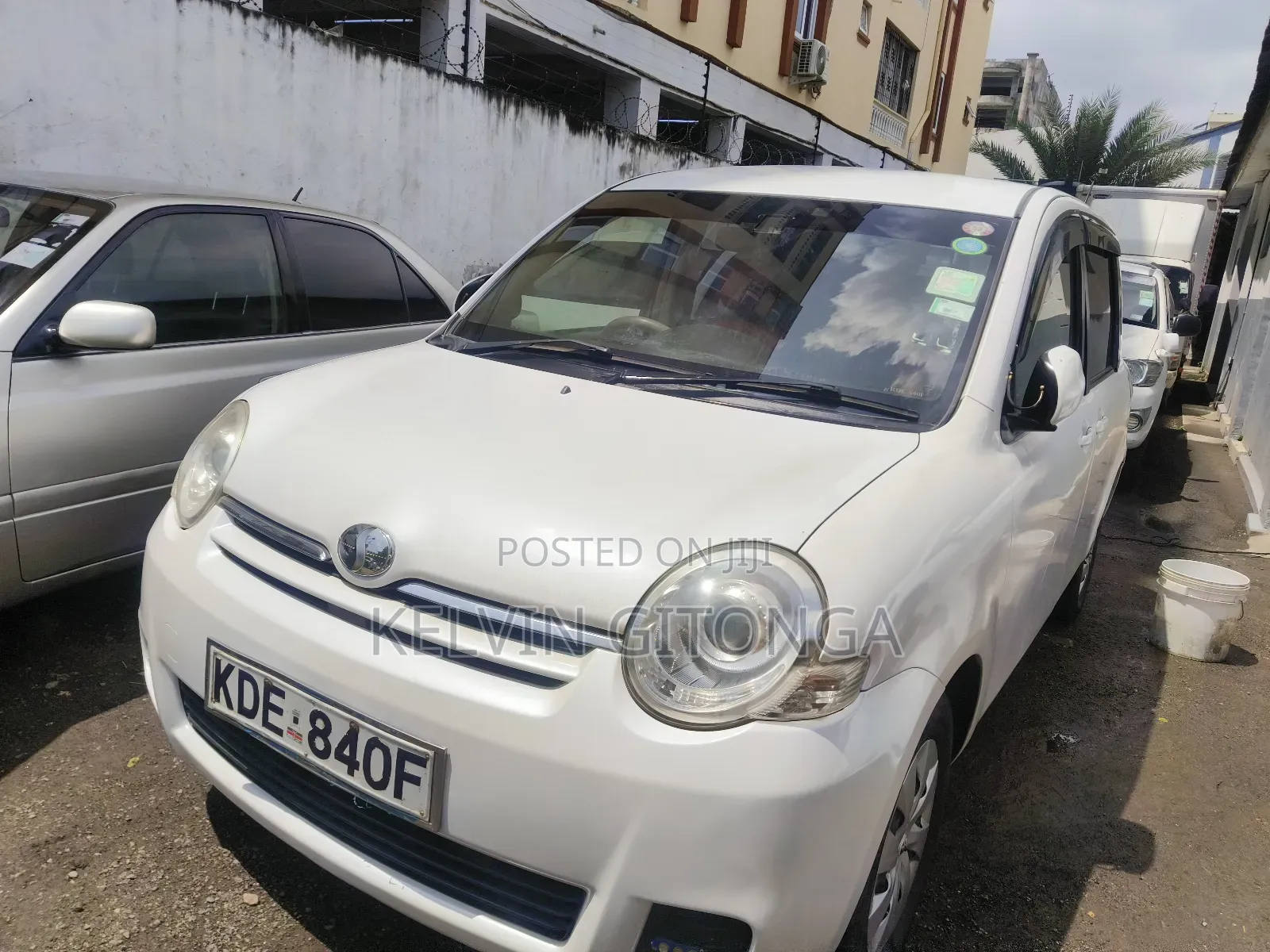Toyota Sienta 2016 White