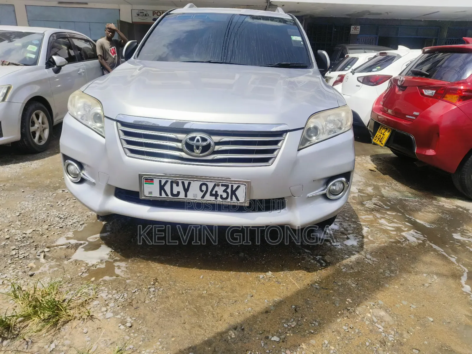 Toyota Vanguard 2013 Silver