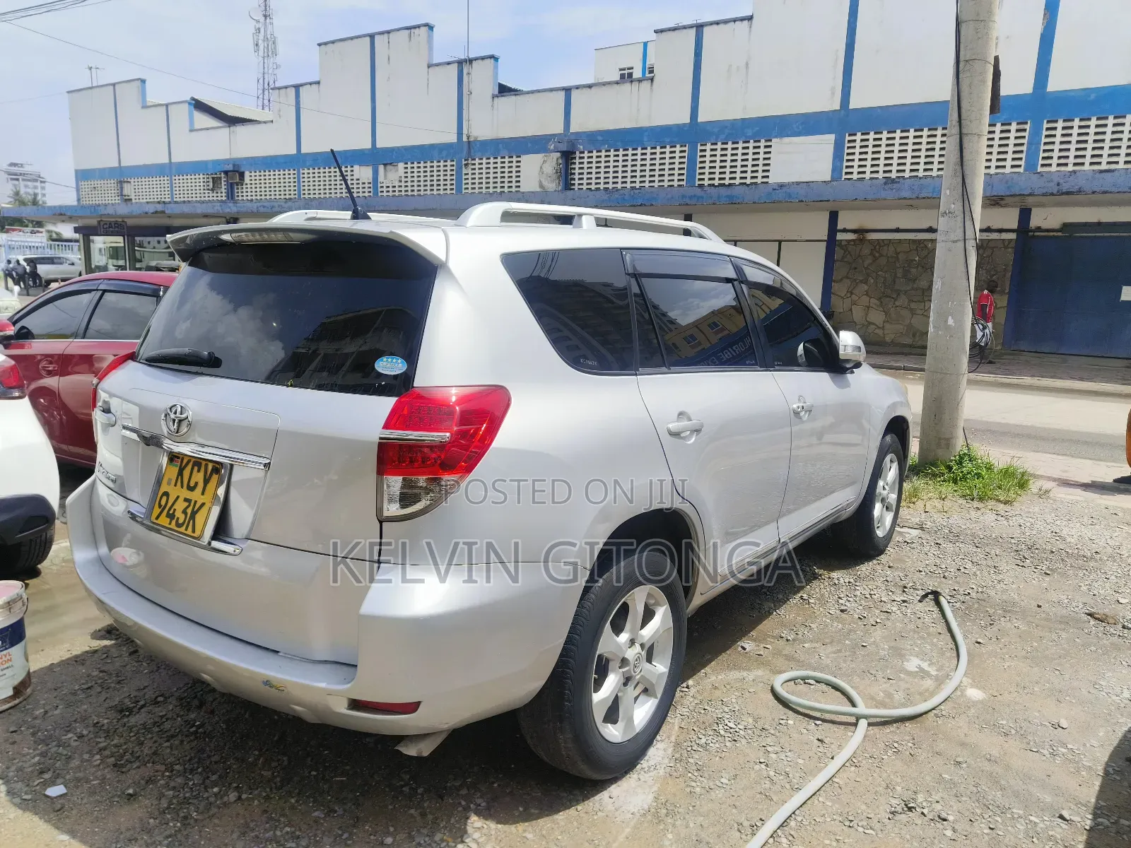 Toyota Vanguard 2013 Silver