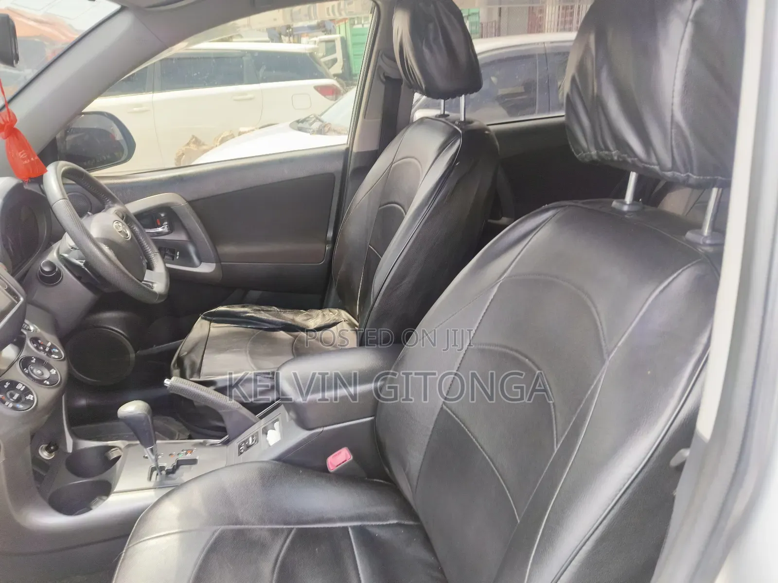 Toyota Vanguard 2013 Silver