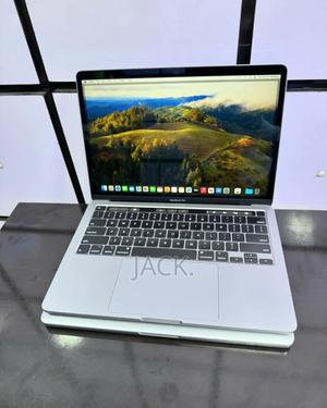 Laptop Apple MacBook 2020 8GB Intel Core I5 SSD 256GB