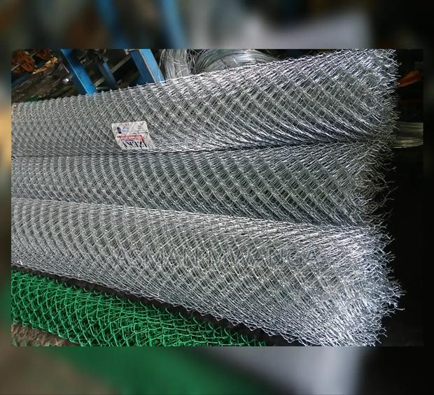 Galvanised Chainlink Gauge 14g Mesh - main view
