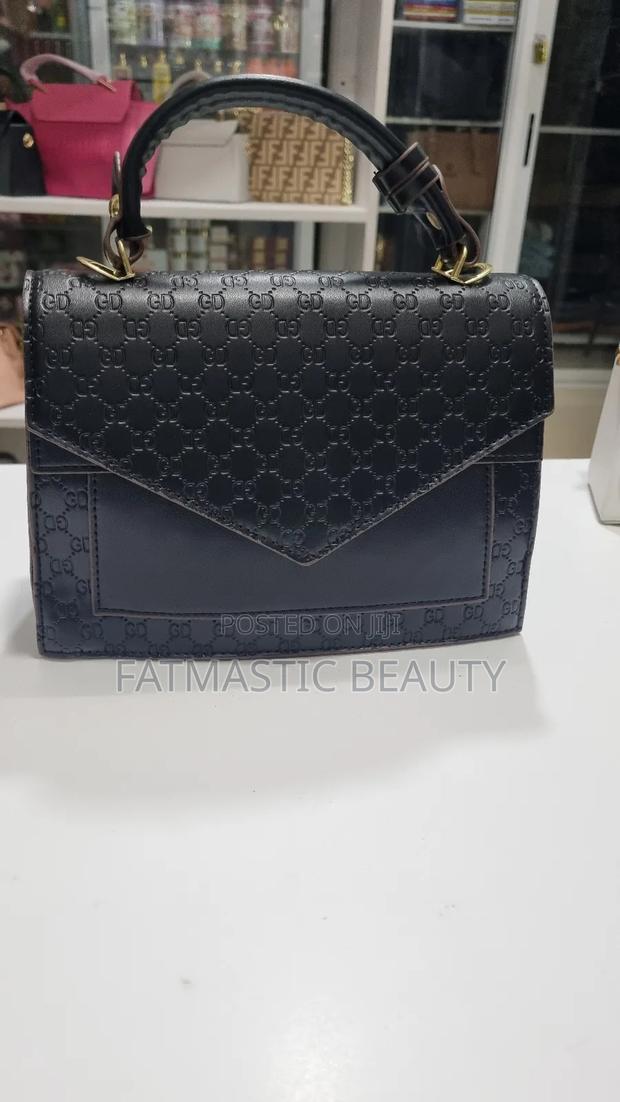Black Gd Shoulder Bag - thumbnail 3