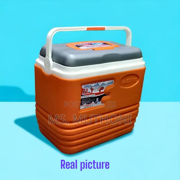 AML Pacific Cooler Box Available in Following Size,