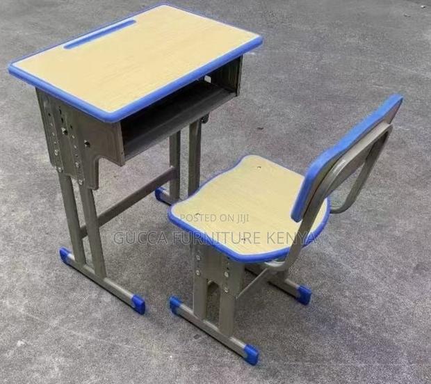 Kids Furniture:Modern Plastic Adjustable Kids Desk and Chair