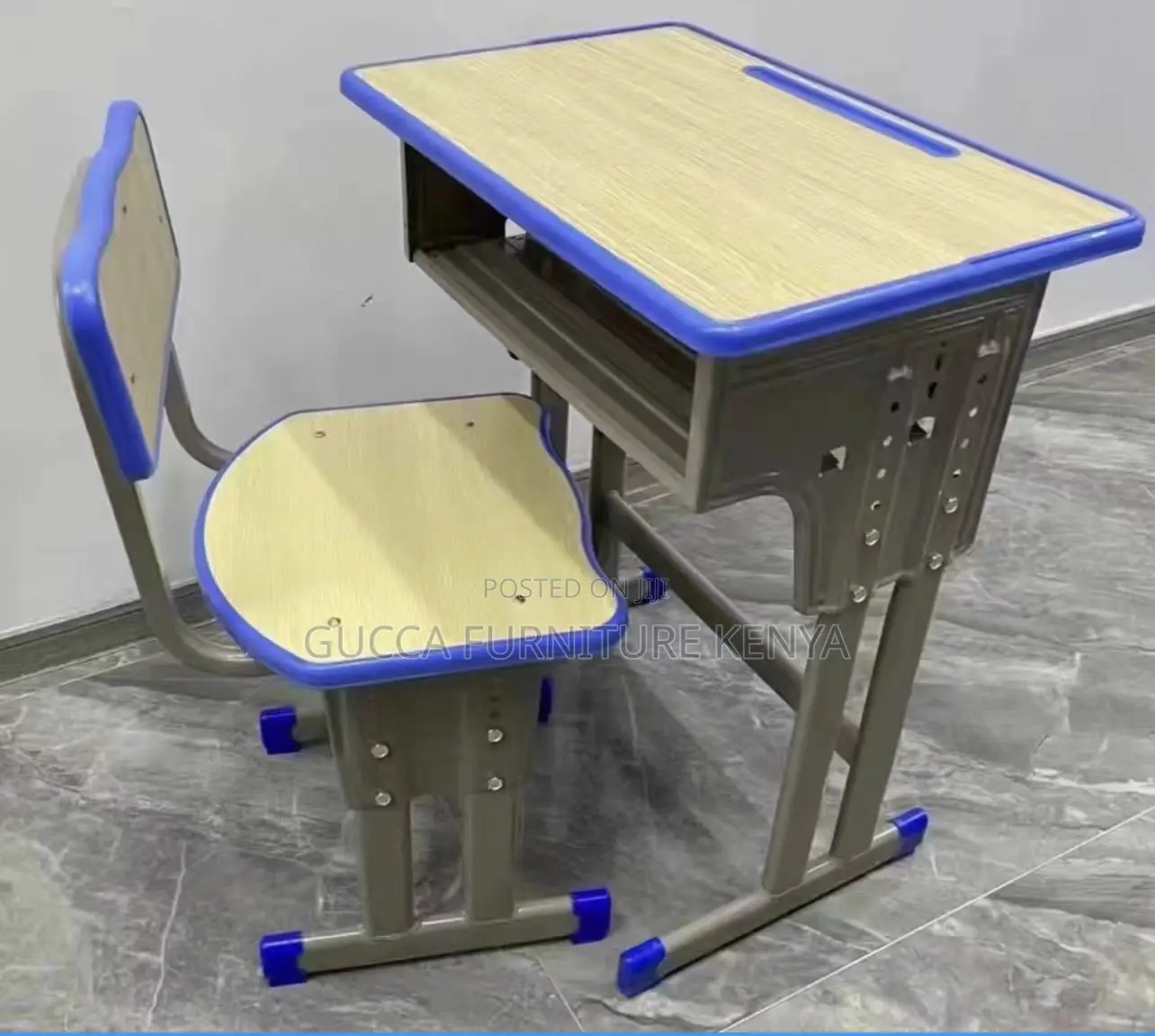 Kids Furniture:Modern Plastic Adjustable Kids Desk and Chair