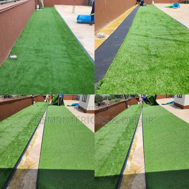 Rooftop Grass Carpets Green Grass - main view