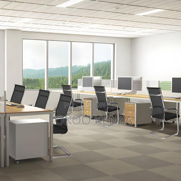 Office Chair: Ergonomic Mesh Office Chair - thumbnail 3