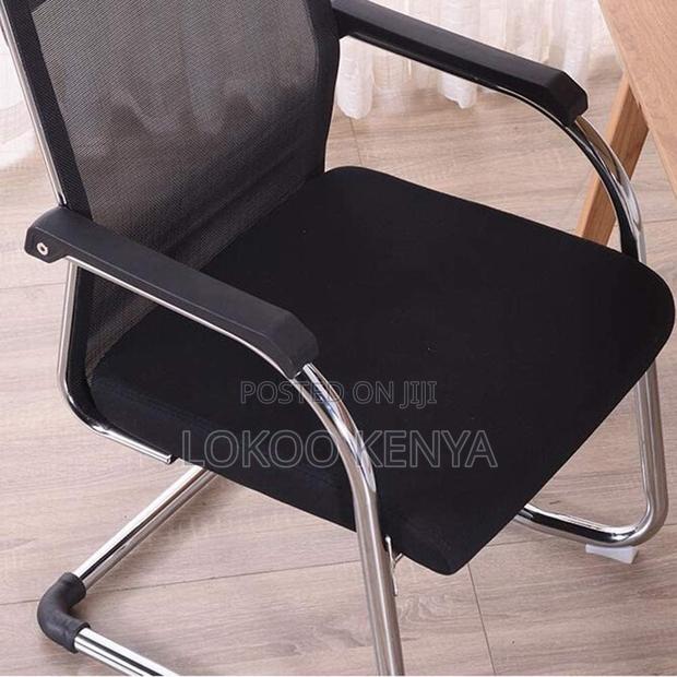 Office Chair: Ergonomic Mesh Office Chair - thumbnail 2