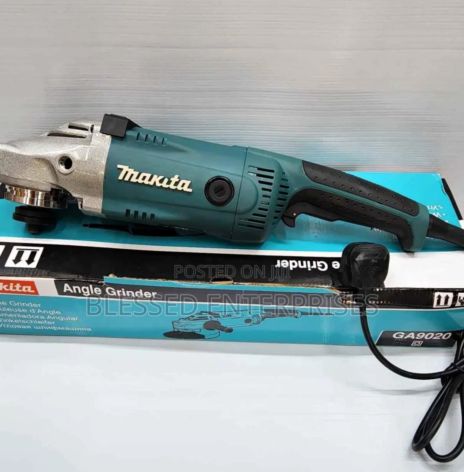 New Makita Angle Grinder 9 Inches/ Makita Angle Grinde