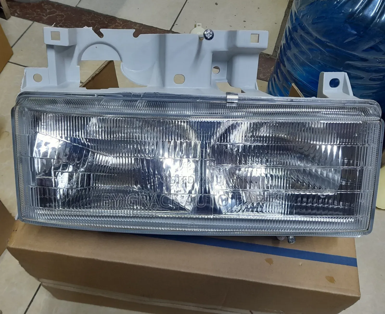 Headlamp Mitsubishi Canter