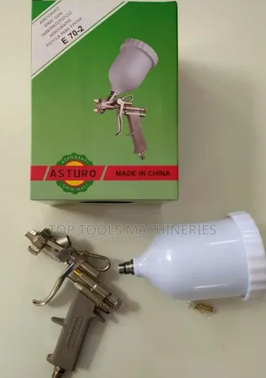 Spray Gun With Plastic Can