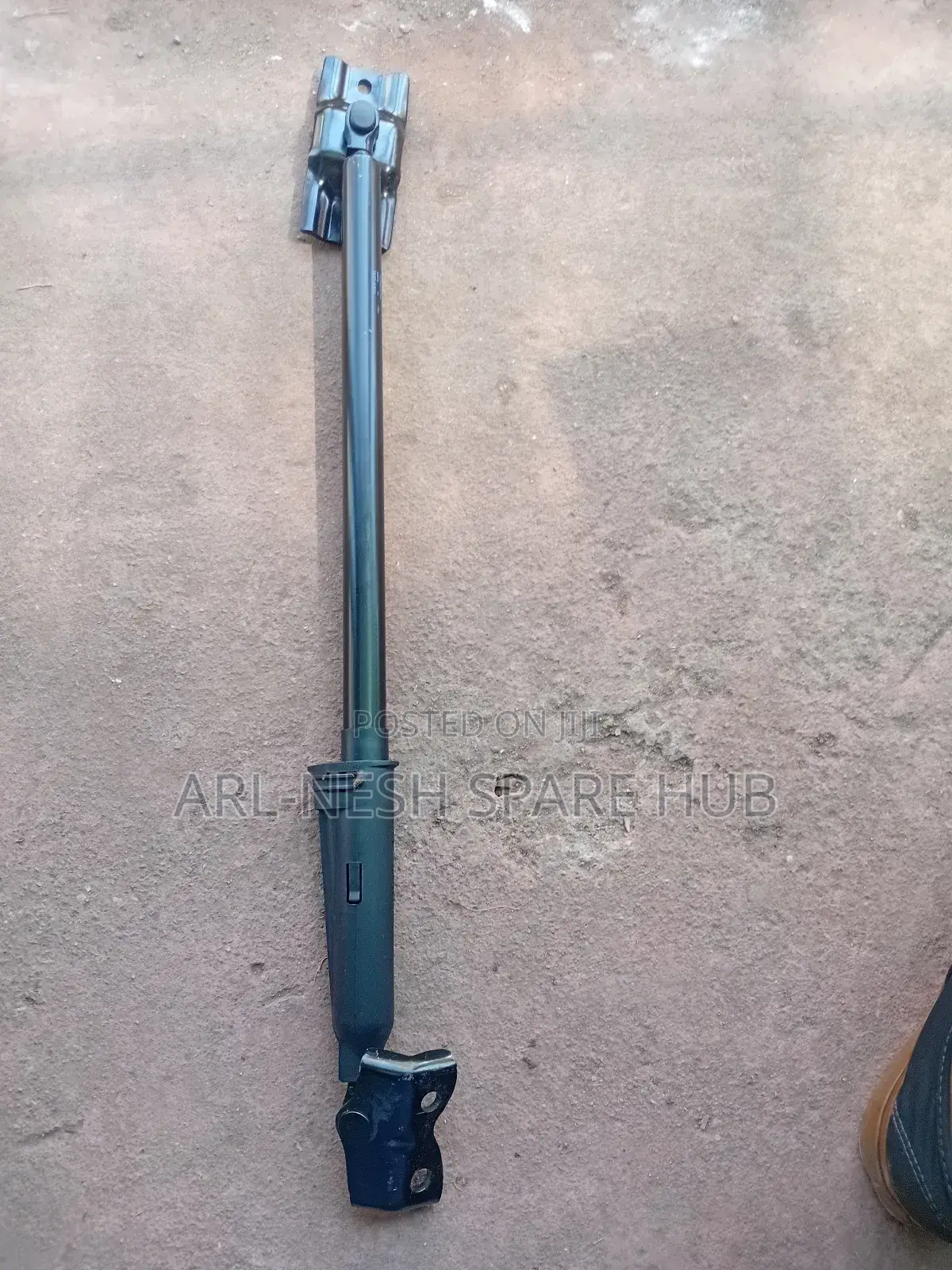Mitsubishi Pajero Shogun Boot Shocks