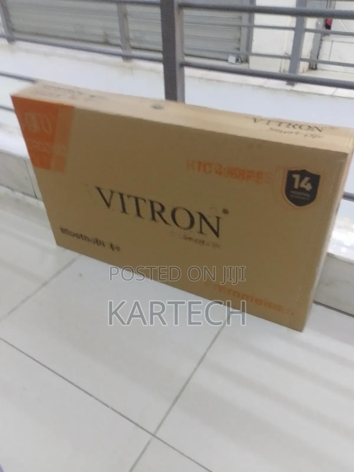Vitron 40" Frameless Smart Tv FHD With Bluetooth Enabled