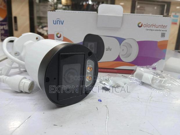 UNV 2mp Colorhunter Outdoor Camera