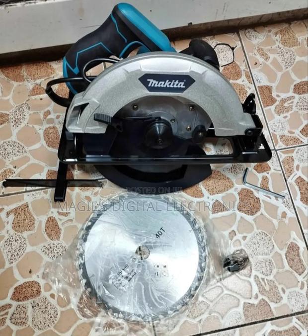 Affordable 7"Makita Circular Saw