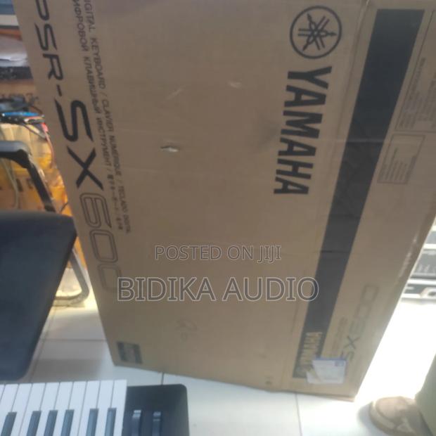 Yamaha Sx 600 Keyboard Full Studio - main view