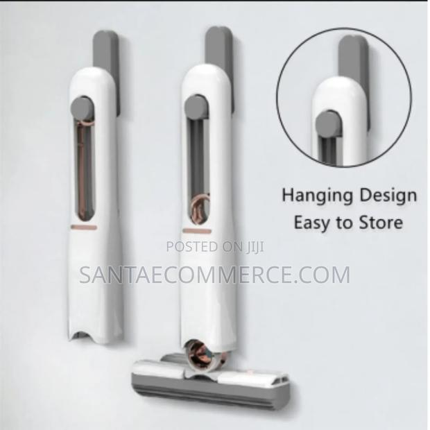 Self Squeezing Desktop Mini Mop