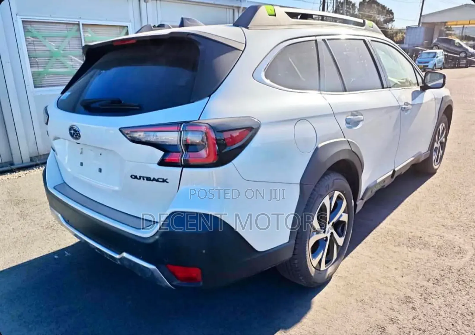 Subaru Outback 2.5i Premium AWD 2018 White