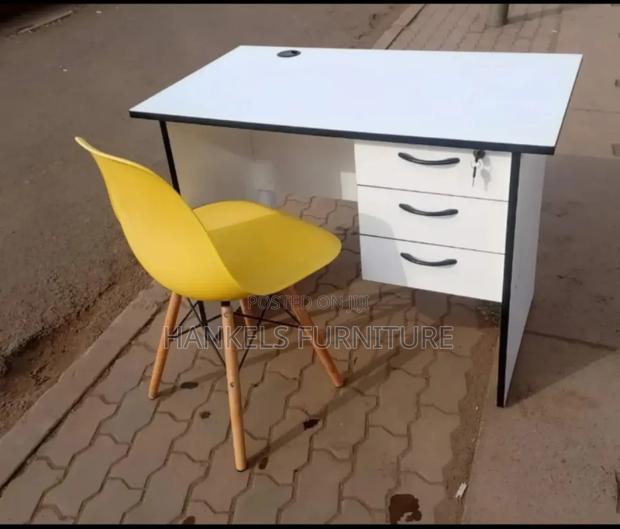 Study Desk - main view