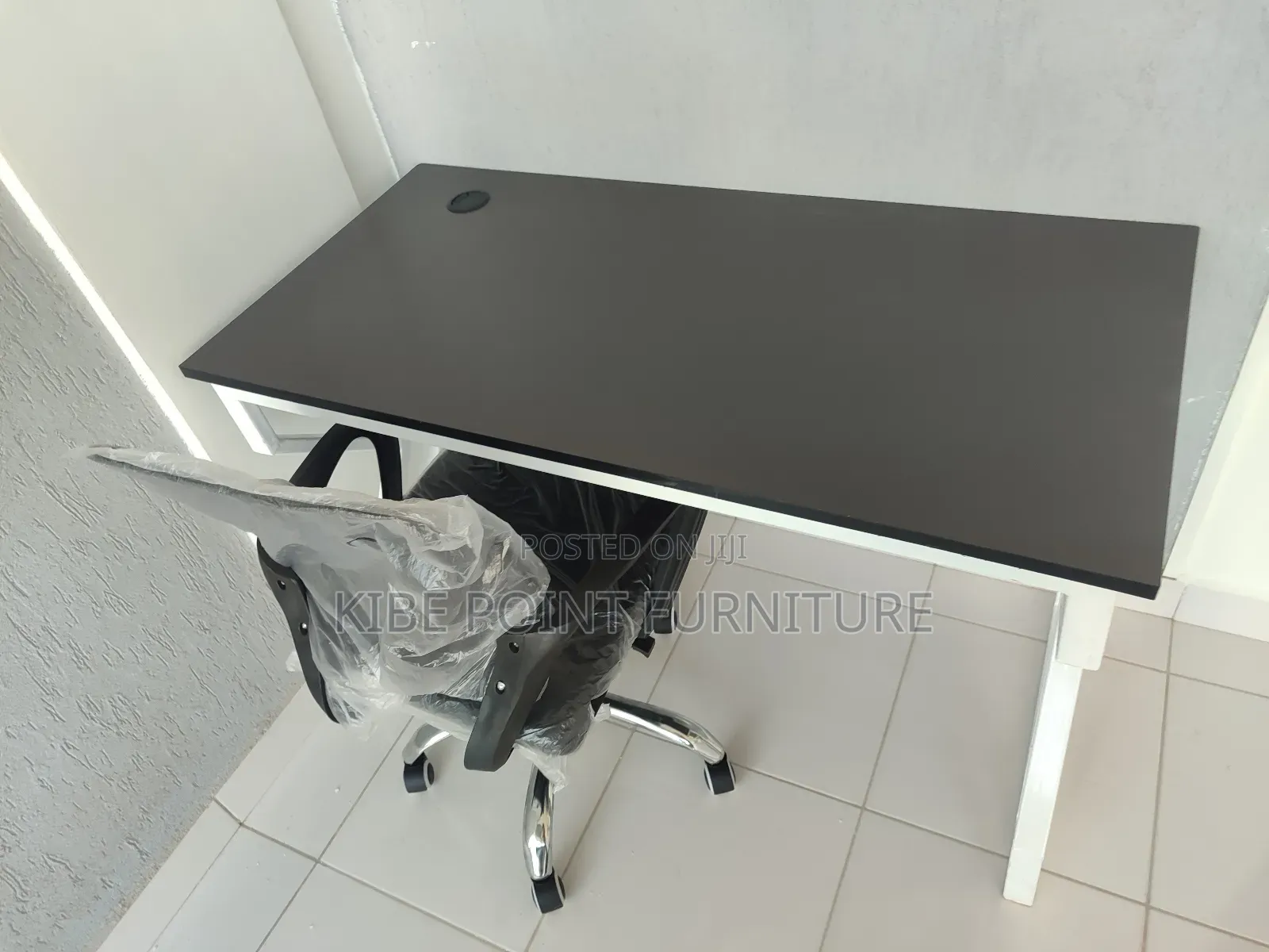 Morden Study Table and Chairs