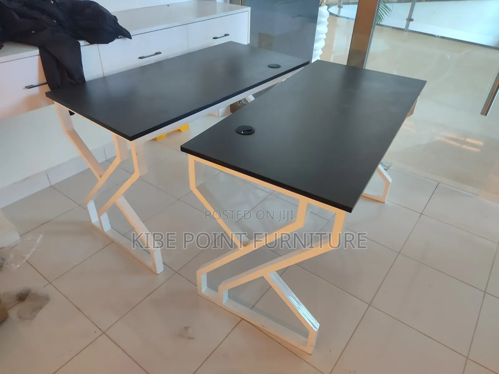 1.2m Office Desk Available