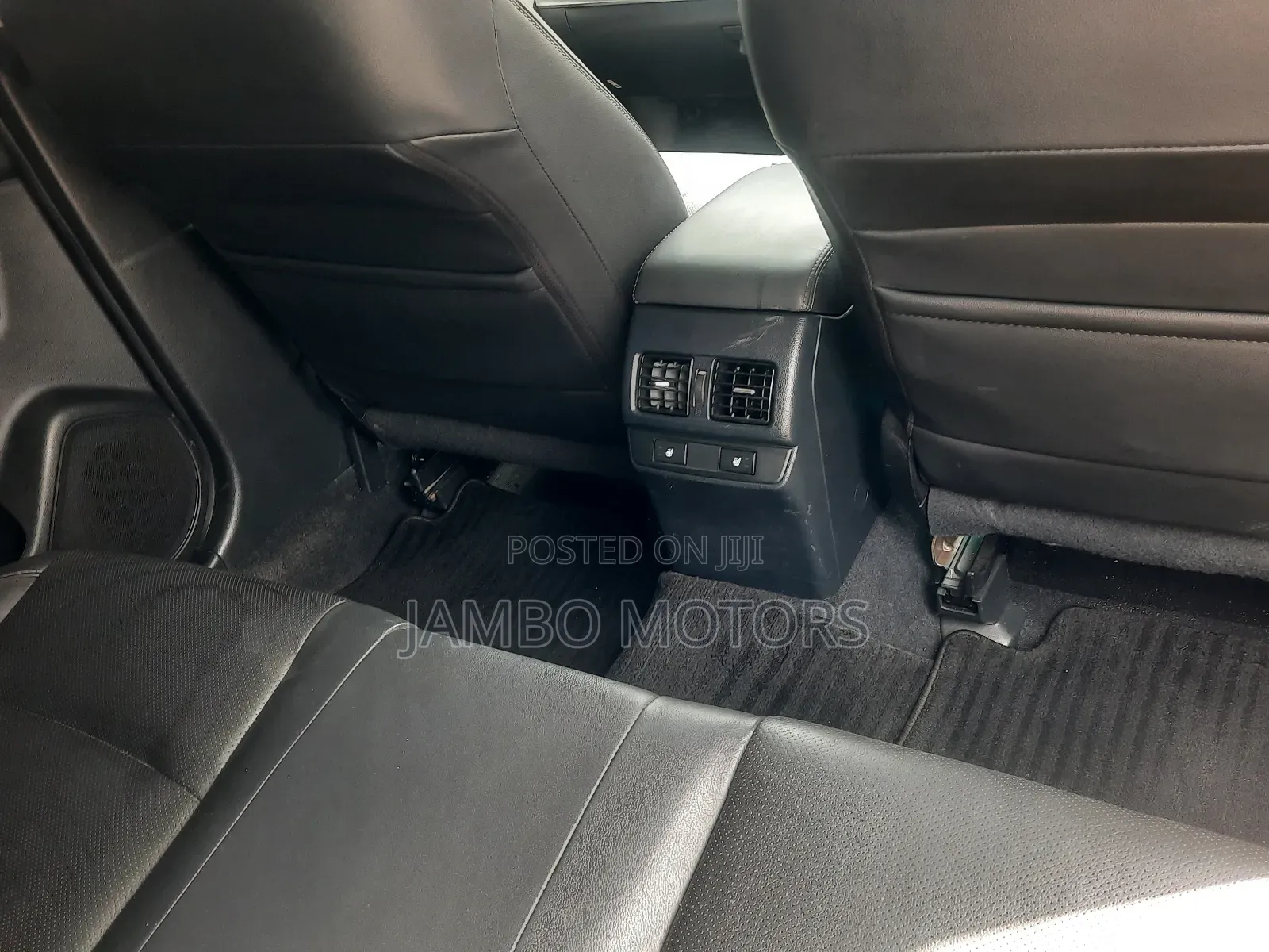 Subaru Outback 2.5i AWD 2016 Red