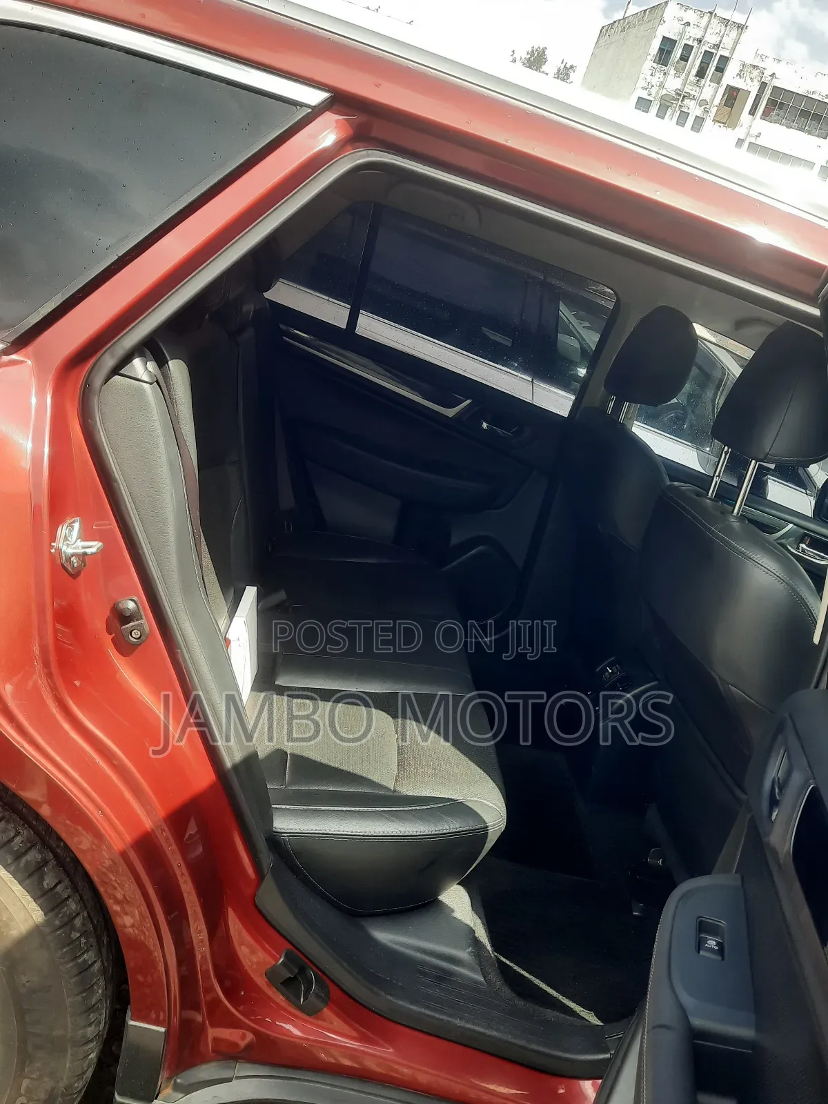 Subaru Outback 2.5i AWD 2016 Red