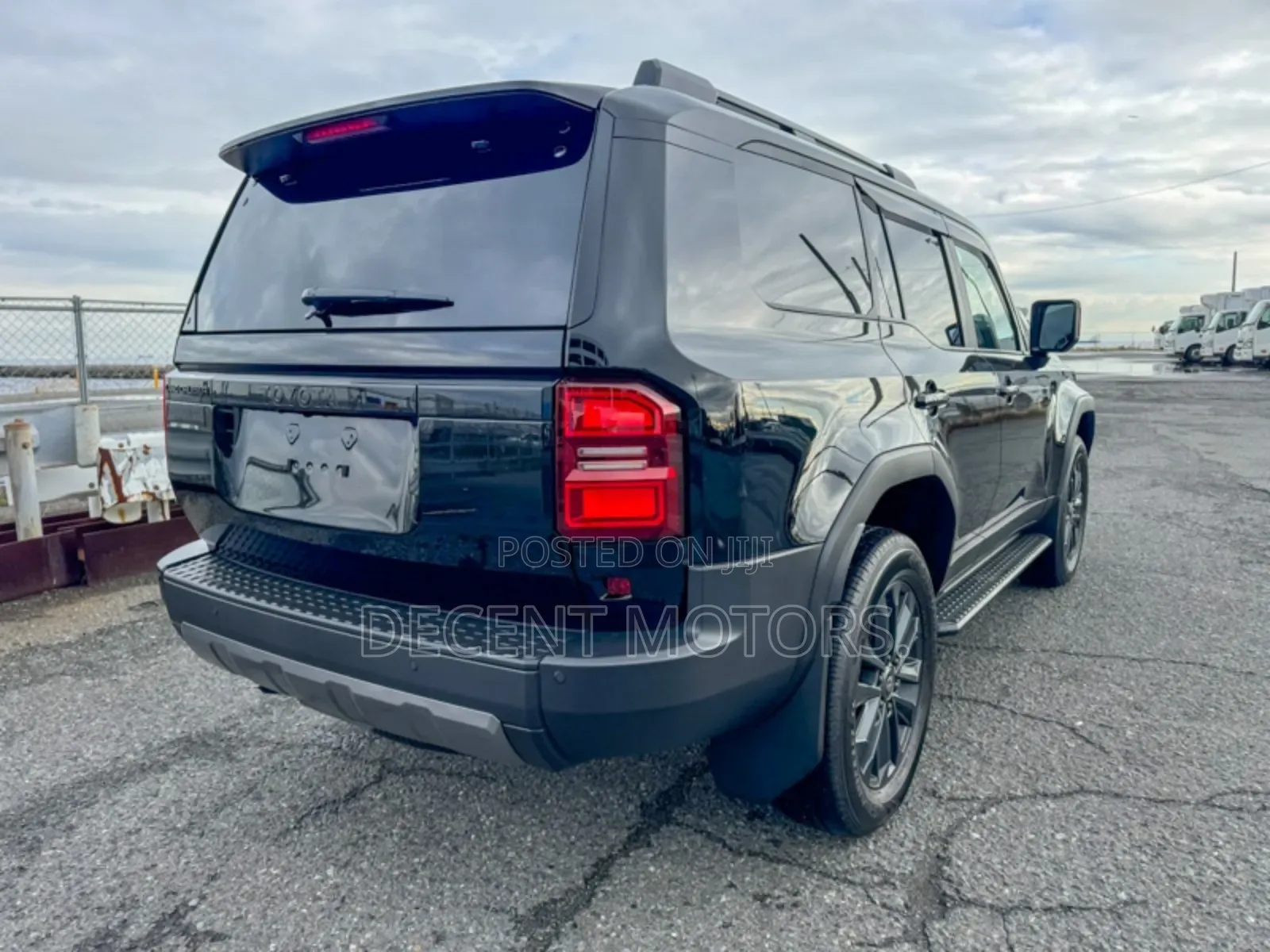 Toyota Land Cruiser Prado 2024 Black
