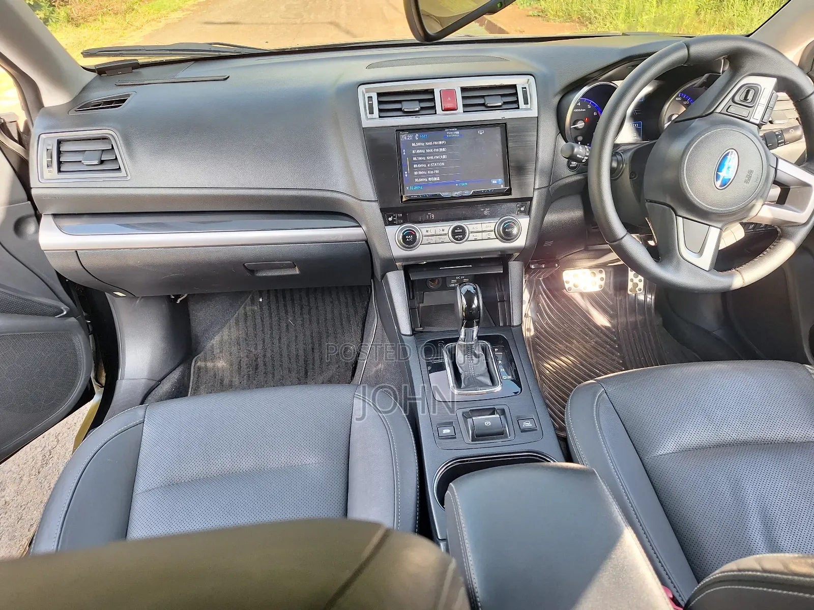 Subaru Outback 2.5i Premium AWD 2016 Black