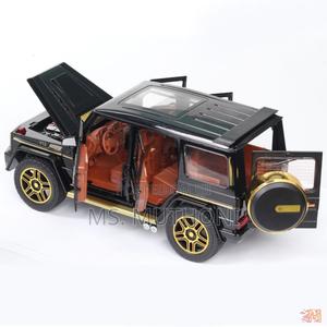 Die Cast G Wagon Mercedes Benz - main view