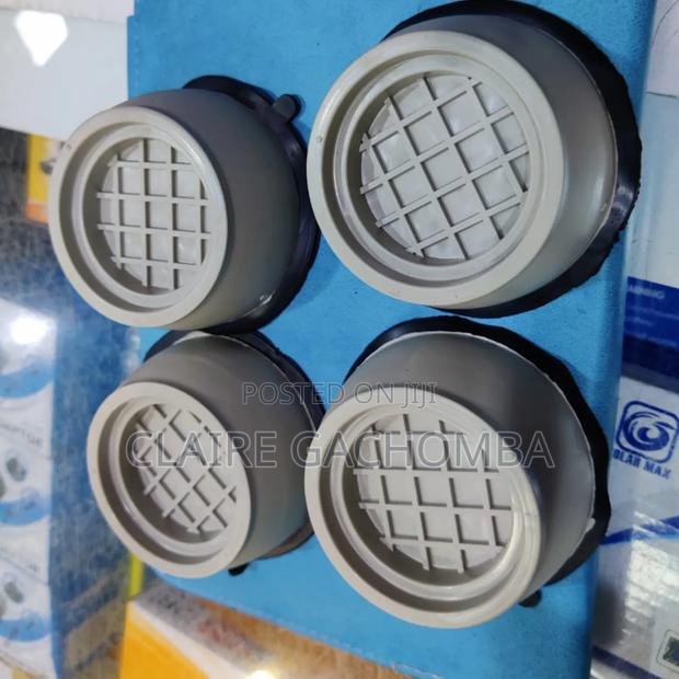 *Anti Vibration Fridge/Washing Machine Stand - main view