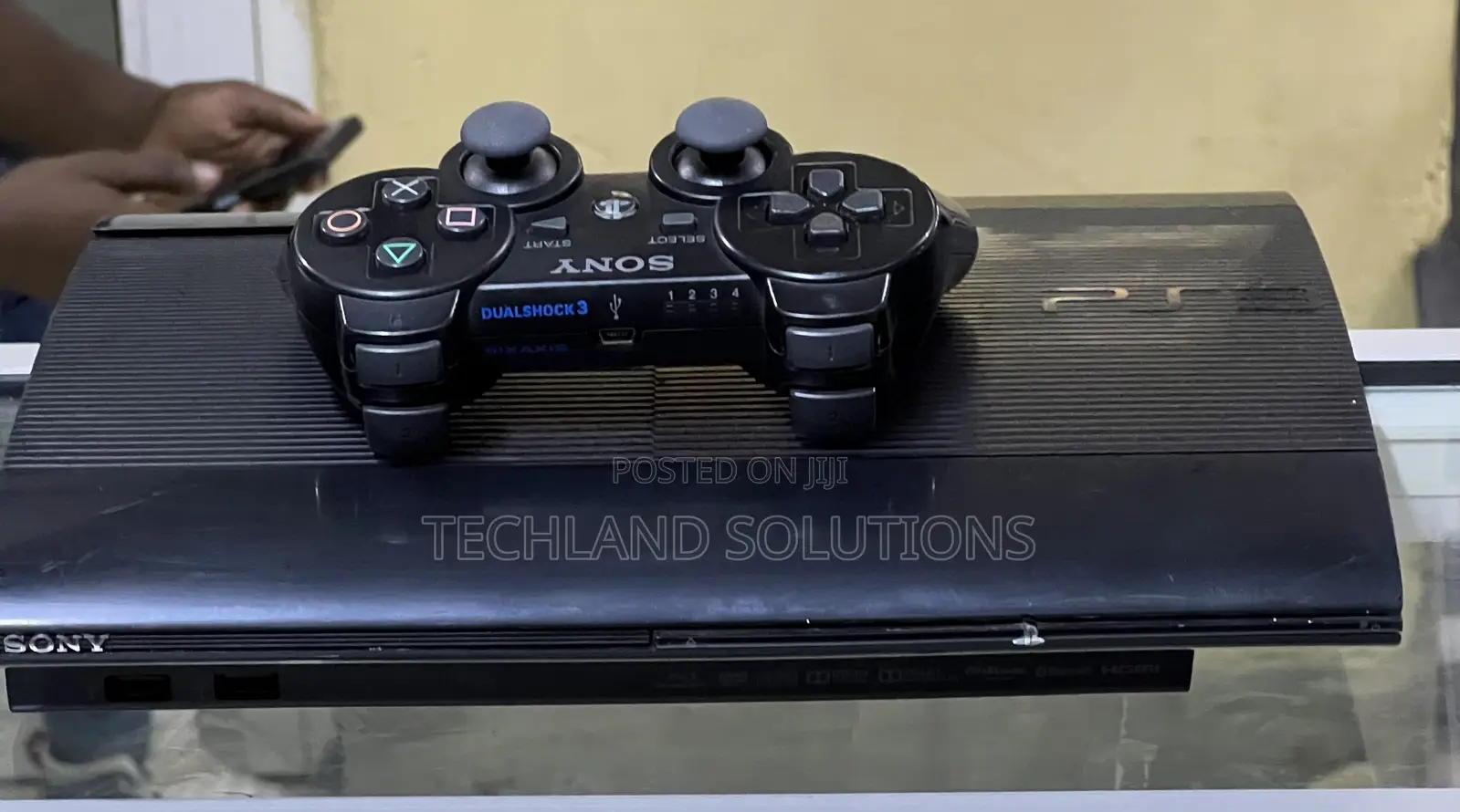 Black Chipped Ps3 Superslim Console