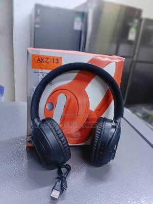 Wireless Headphones - thumbnail 2