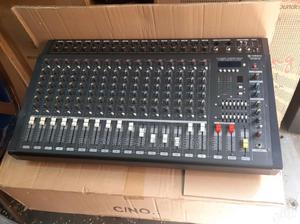 Pm 16 Yamaha Powered Mixer - main view