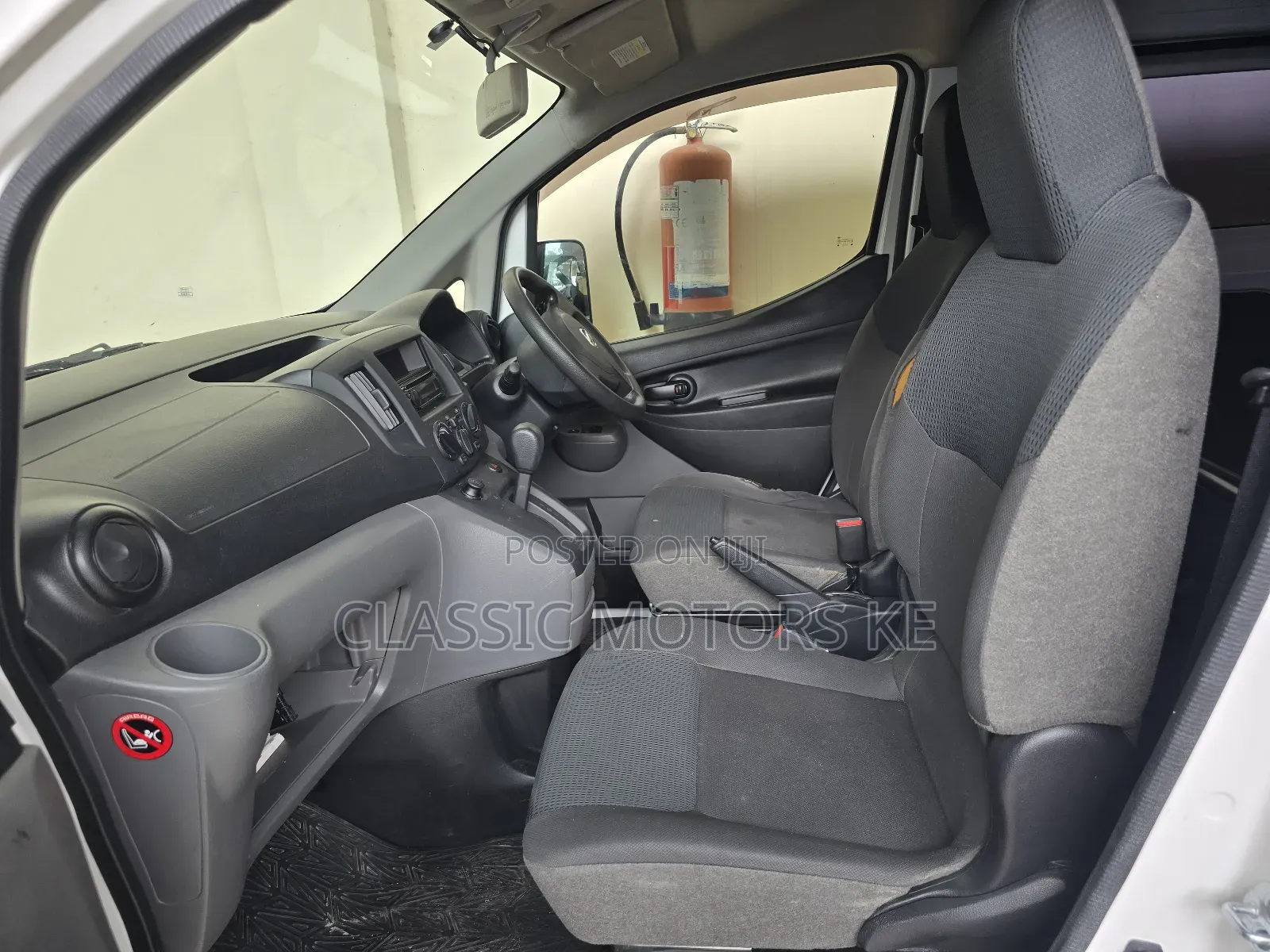 Nissan NV200 2018 White